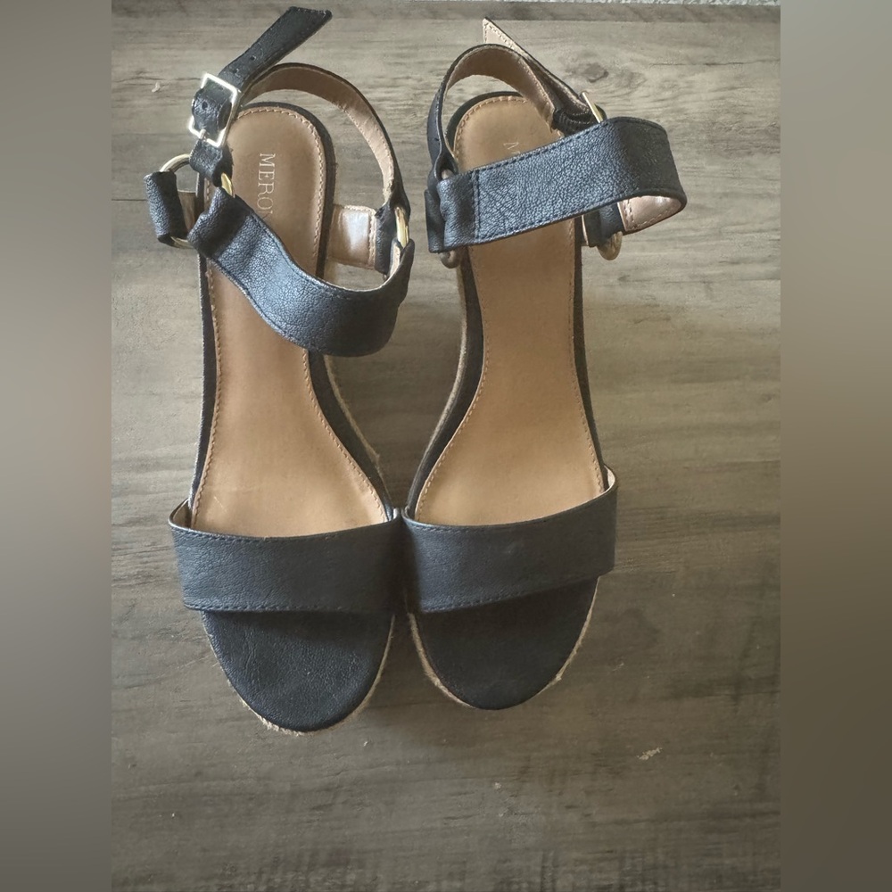 Black Women's Sandals